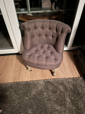 Stoel te koop, ongebruikt