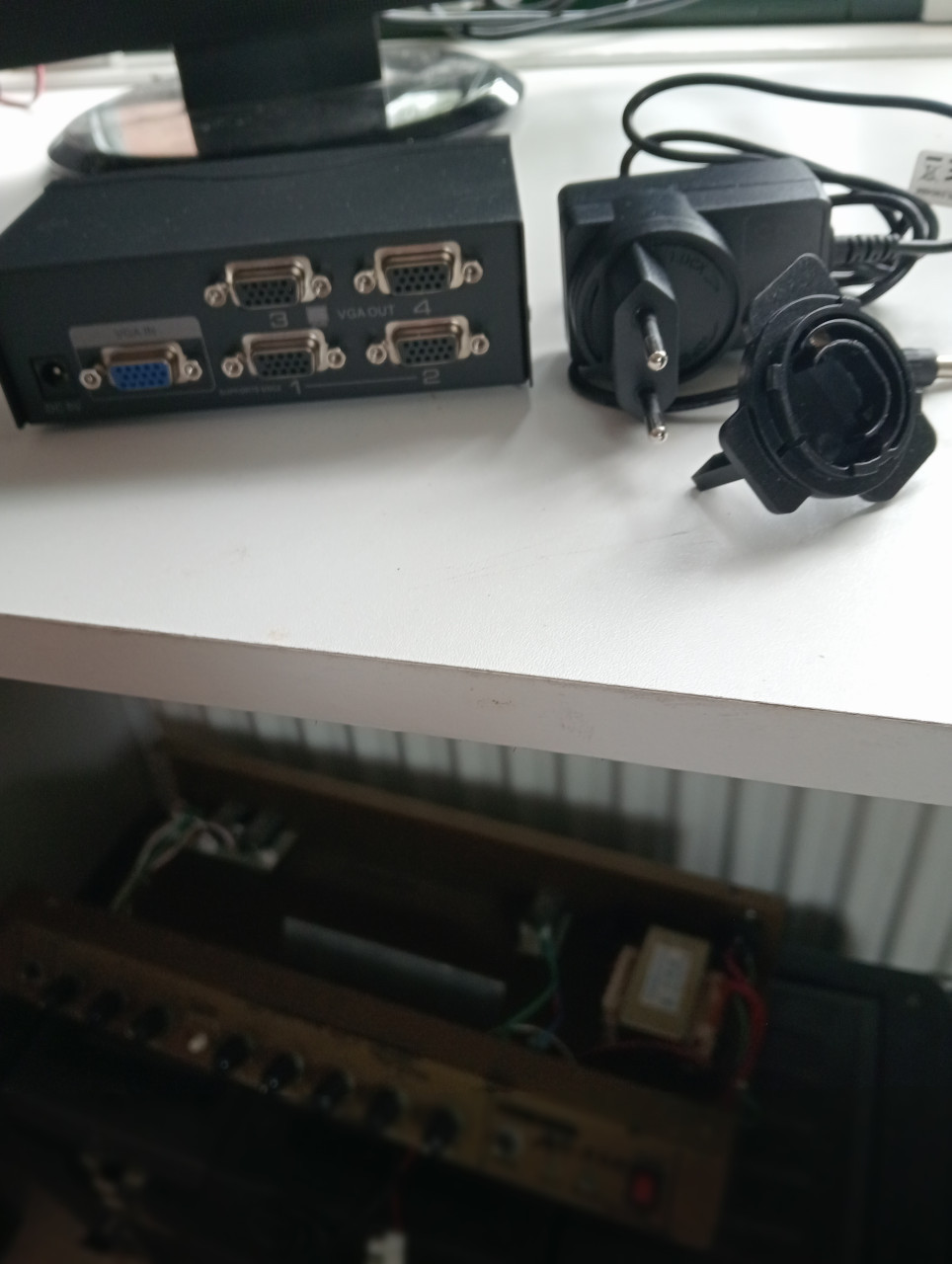 PC kleurenmonitor en diverse accessoires