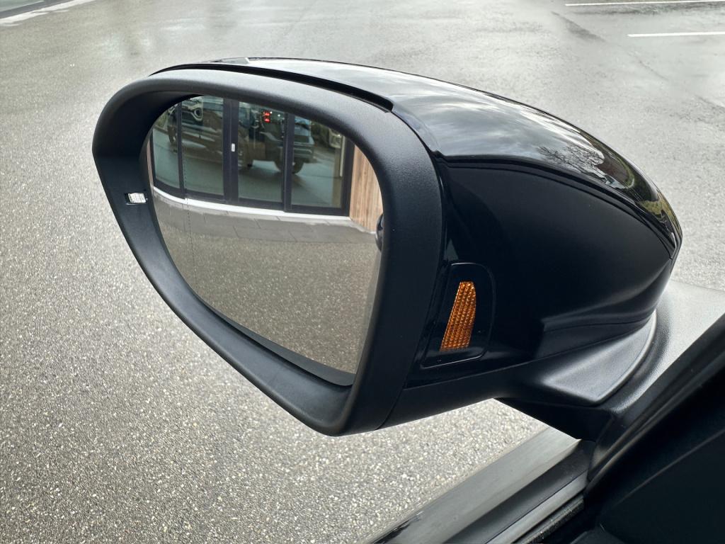 Volkswagen T-cross 1.5 tsi 150pk dsg r-line | black style | trekhaak | iq l