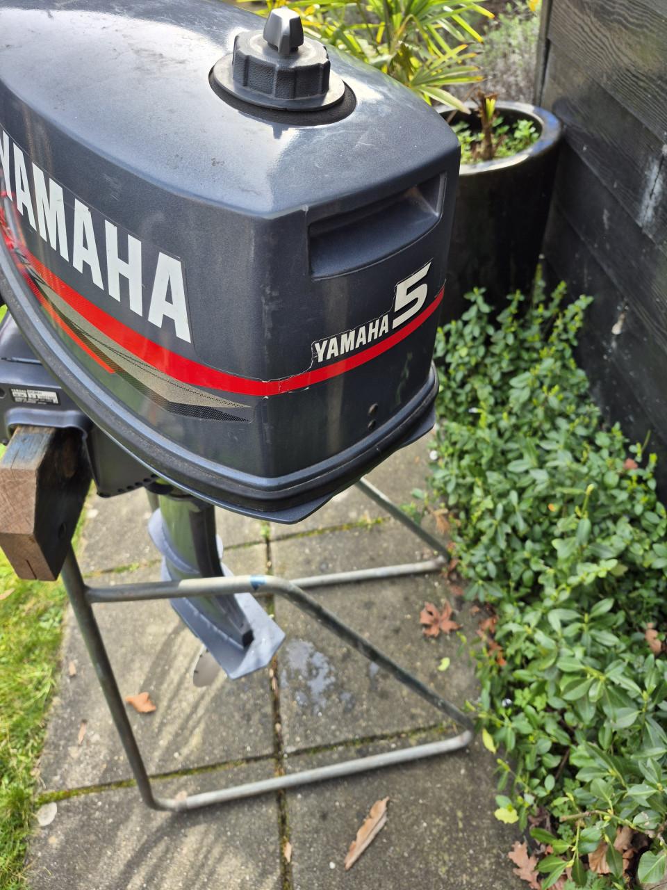 Yamaha 5 pk tweetakt kortstaart