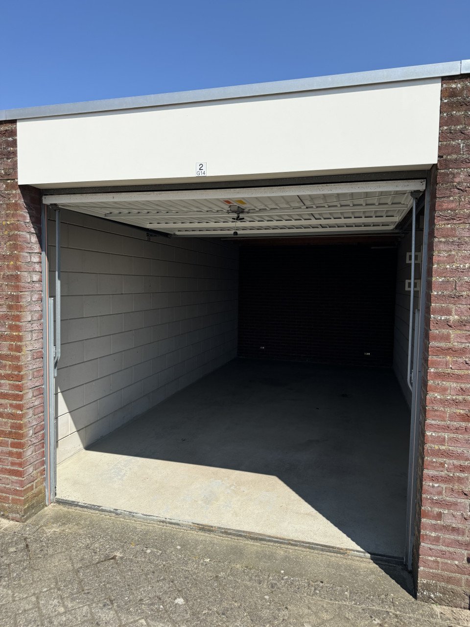 Garagebox Poortvliet te huur, droog en schoon