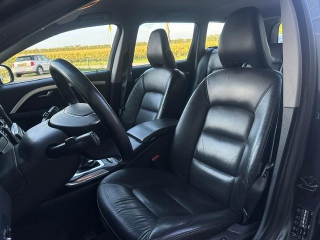 Volvo V70 1.6 t4 summum navi trekhaak