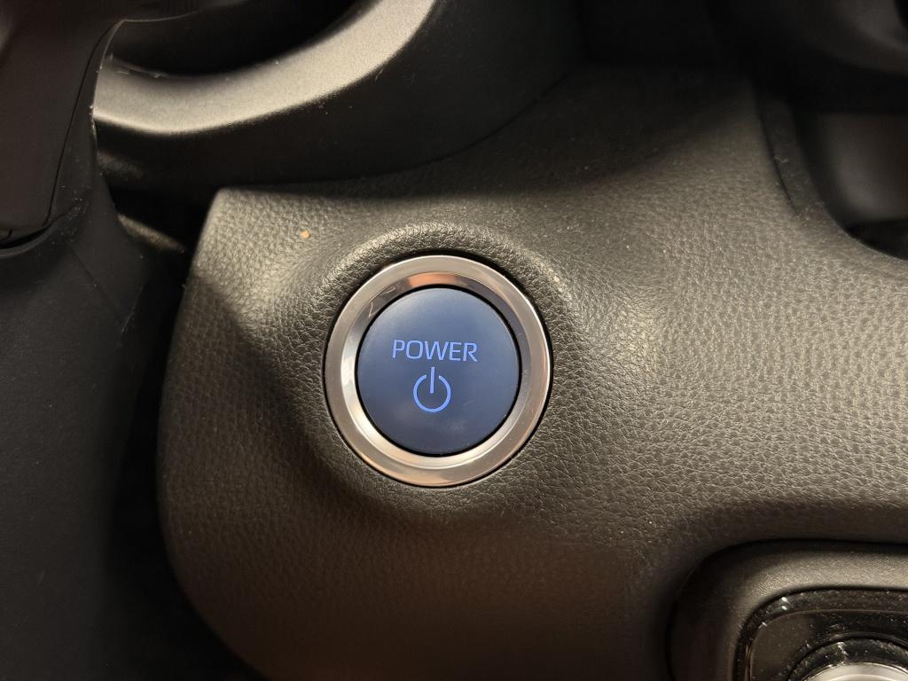 Toyota Yaris 1.5 hybrid dynamic| camera| adap.cruise| keyless| carplay