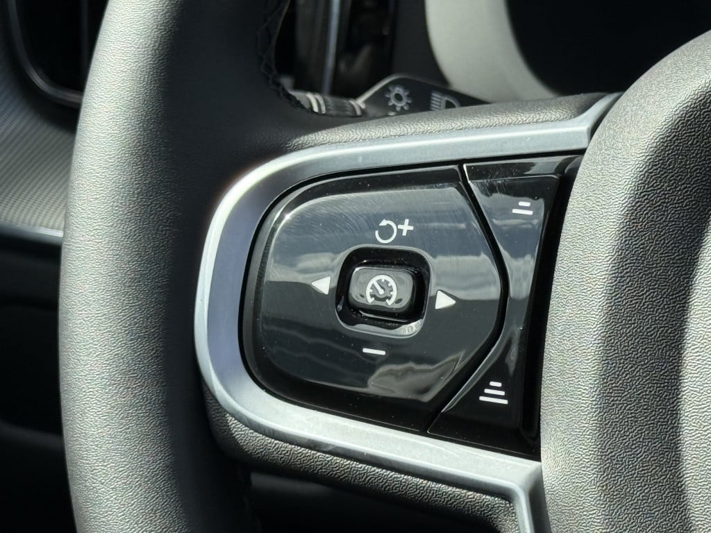 Volvo XC60 t6 398pk recharge ultra dark| panodak| 360camera| adap.cruise| t
