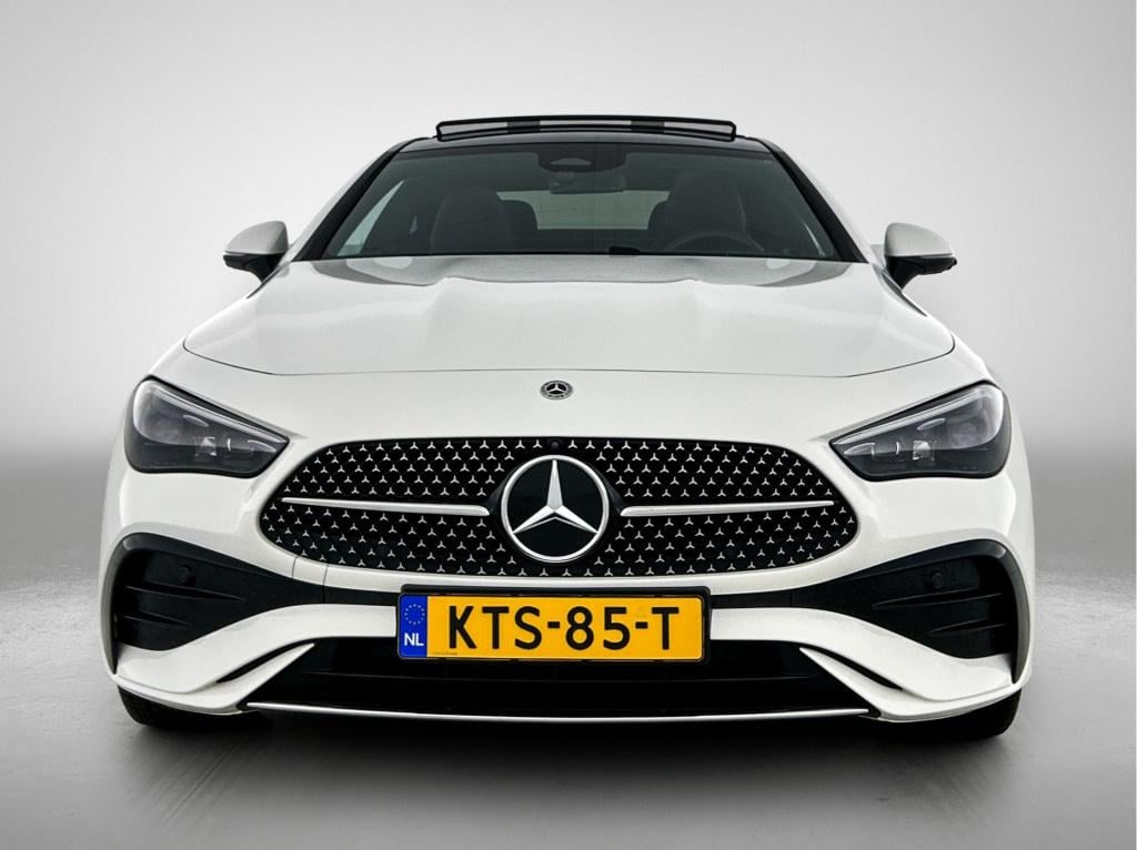 Mercedes-Benz Cle coupé 300 e amg plug-in hybride trekhaak | digital licht 