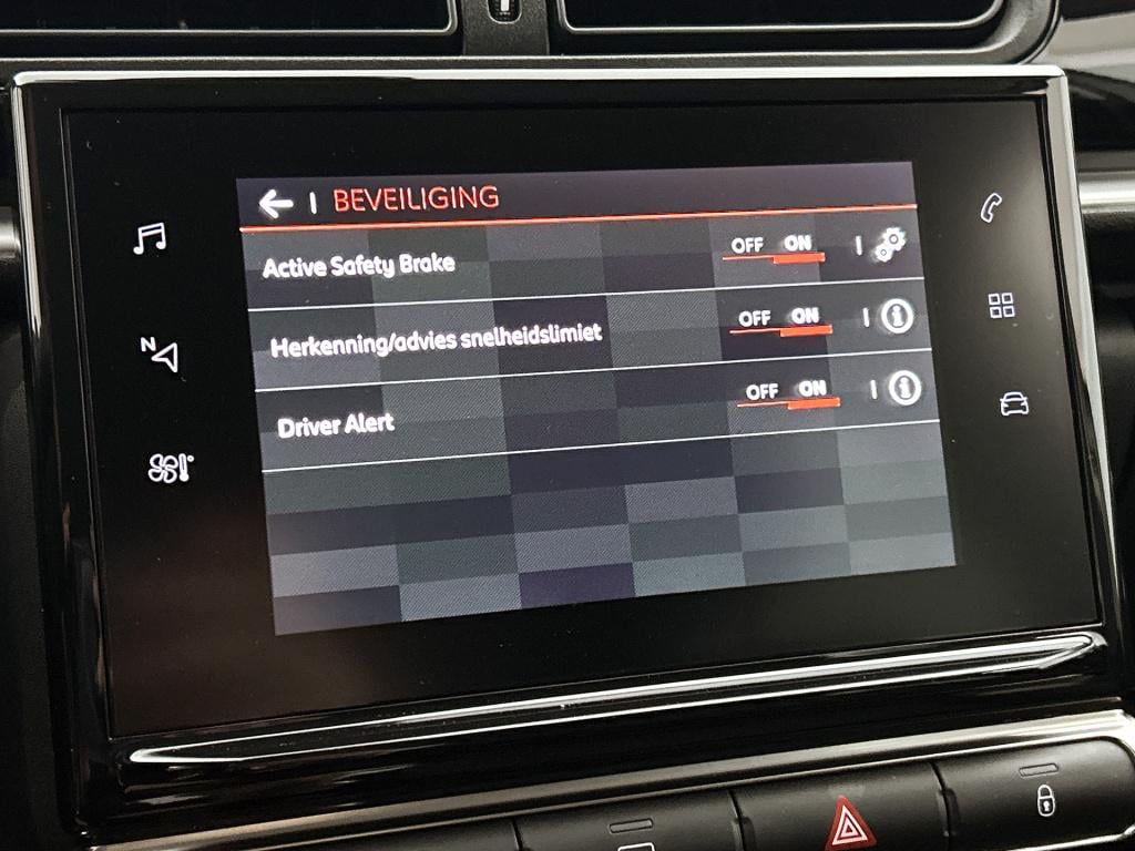 Citroen C3 82 pk shine | rijklaar | stoelverwarming | apple carplay / andro