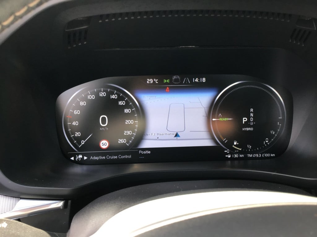Volvo XC60 t8 390pk recharge r-design| adap.cruise| b&w sound| panodaktrekh