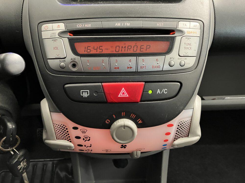 Peugeot 107 1.0-12V XS