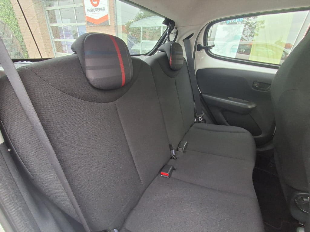 Peugeot 108 1.0 e-vti 68pk 5d envy airco | bluetooth bellen & muziekstreami