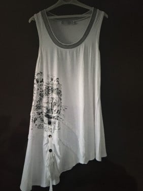 Nieuw tuniek maat XL