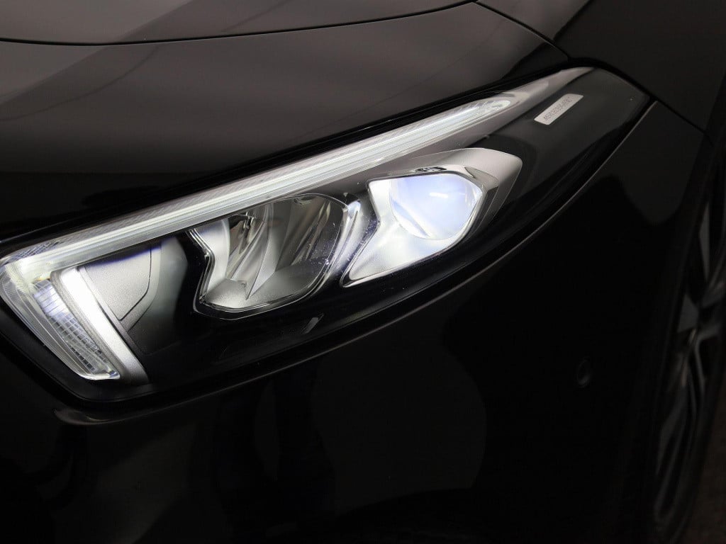 Mercedes-Benz A-Klasse 250 e business line | automaat | lmv | half leder | 