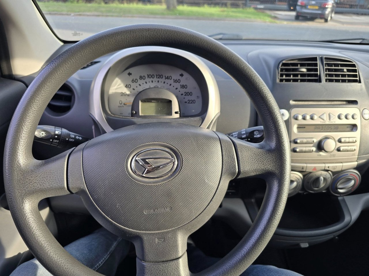 Daihatsu Sirion2