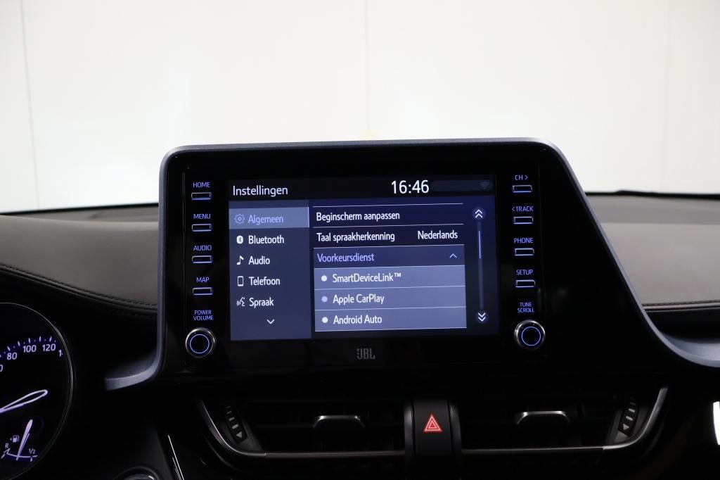 Toyota C-hr 2.0 hybrid bi-tone