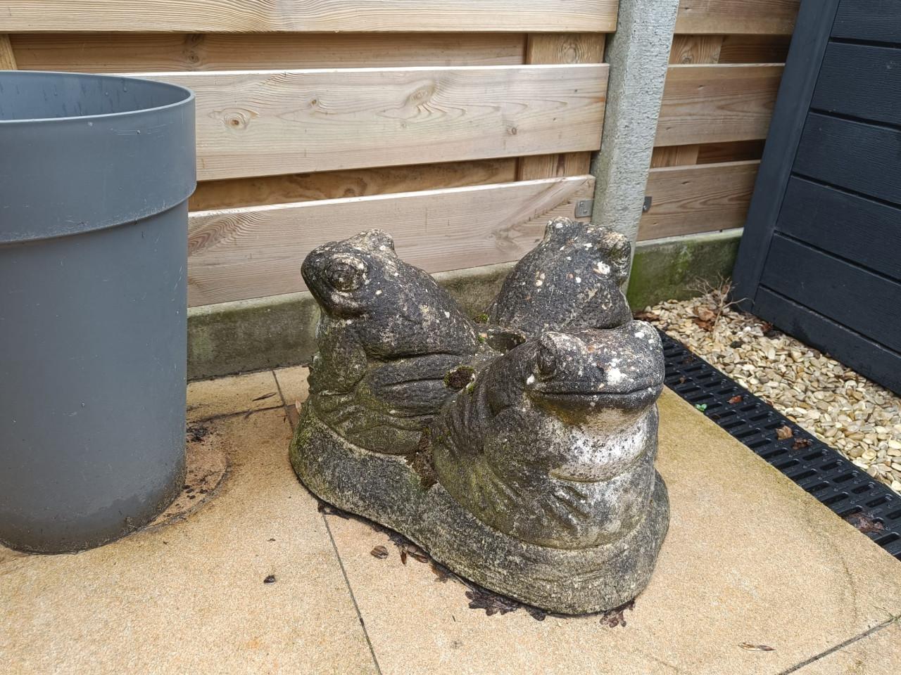 Droogmolen met betonnen kikkervoet