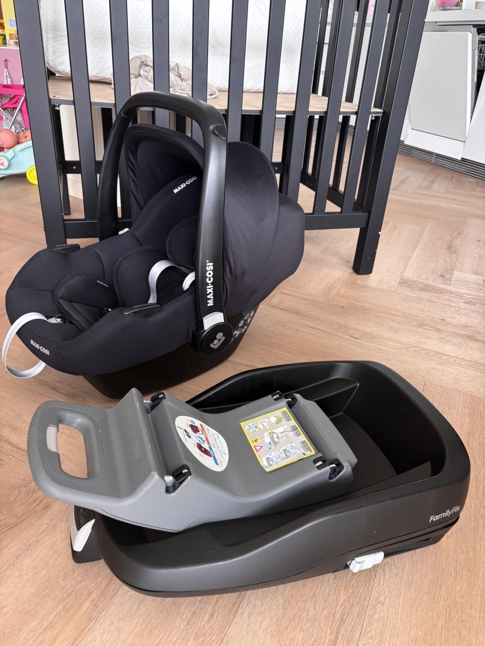 Maxi Cosi CabrioFix i-Size + familyfix base