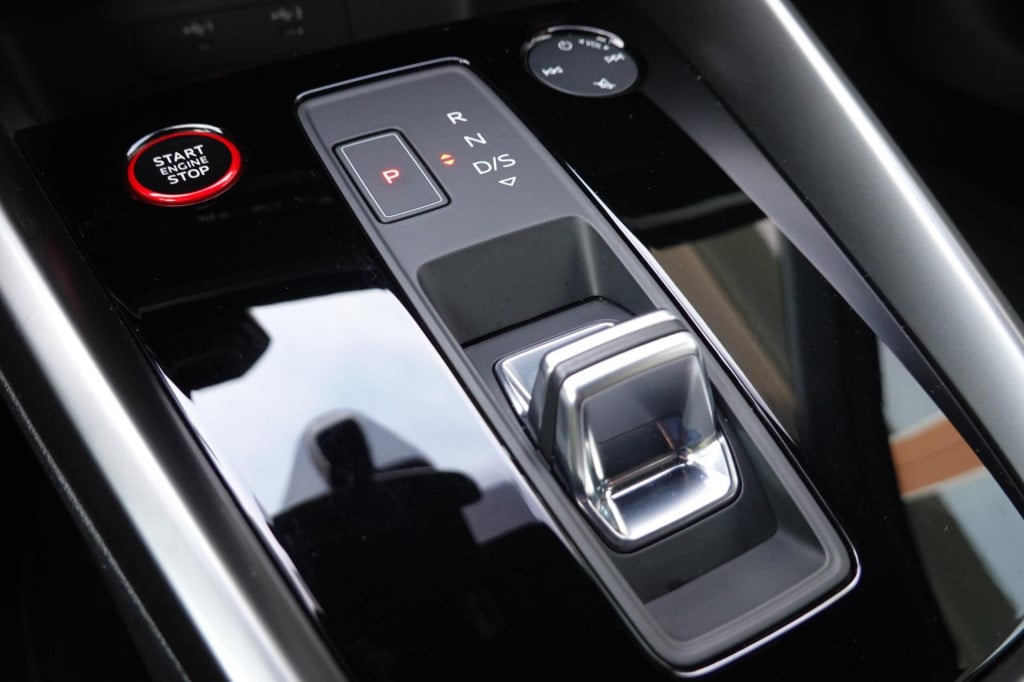 Audi S3 limousine 2.0 tfsi 310 pk ! quattro