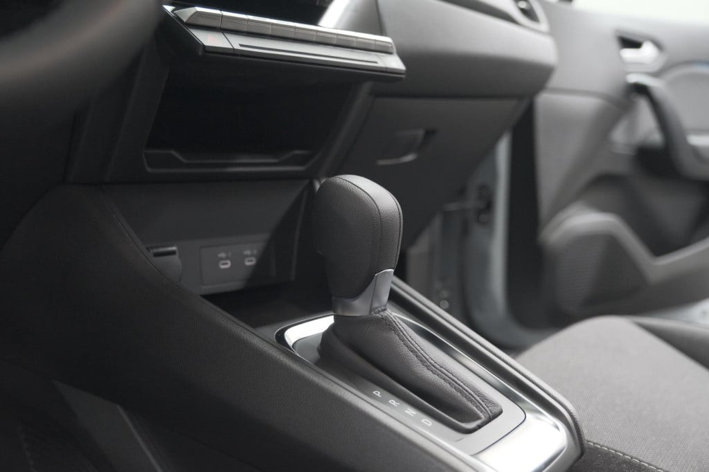 Renault Captur mild hybrid 160 edc techno | camera | navigatie | apple carp