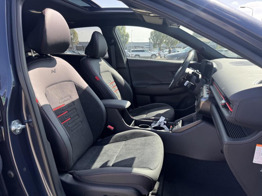 Hyundai Kona 1.6 gdi hev n line sky