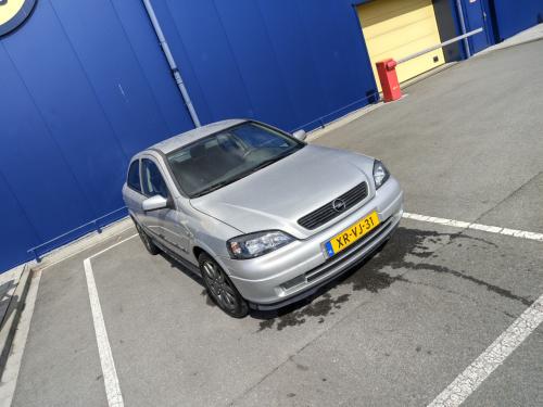 Opel astra 1.8 16v sport edition