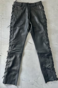 Lederen motorbroek met veters (dames) mt 36L