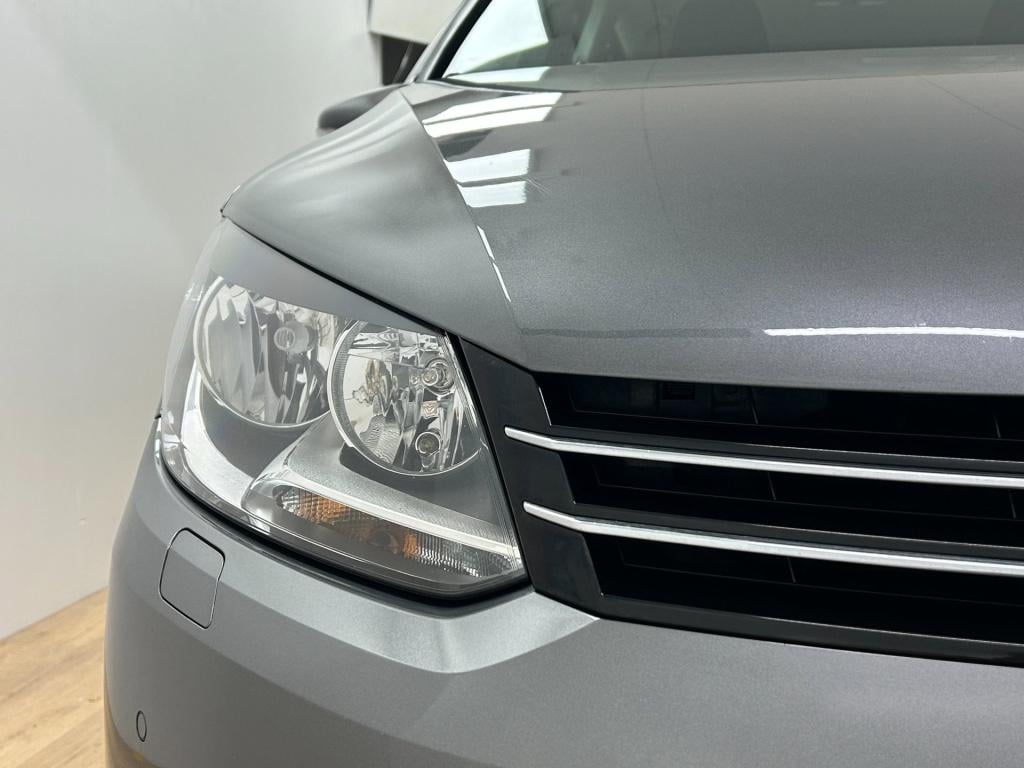 Volkswagen Touran occasion 1.2 tsi highline bluemotion 7p. | grijs | tweede