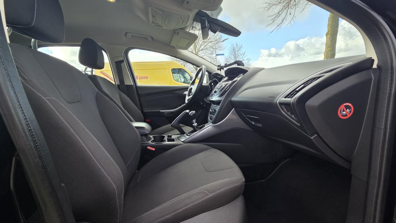 Focus 1.6  TDCI ( Diesel ) uit 2013 | Zeer nette staat | Airco | Navigatie