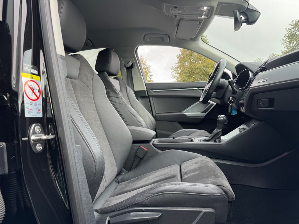 Audi Q3 sportback 35 tfsi s-line 3x * matrix led * camera * leder / alcanta