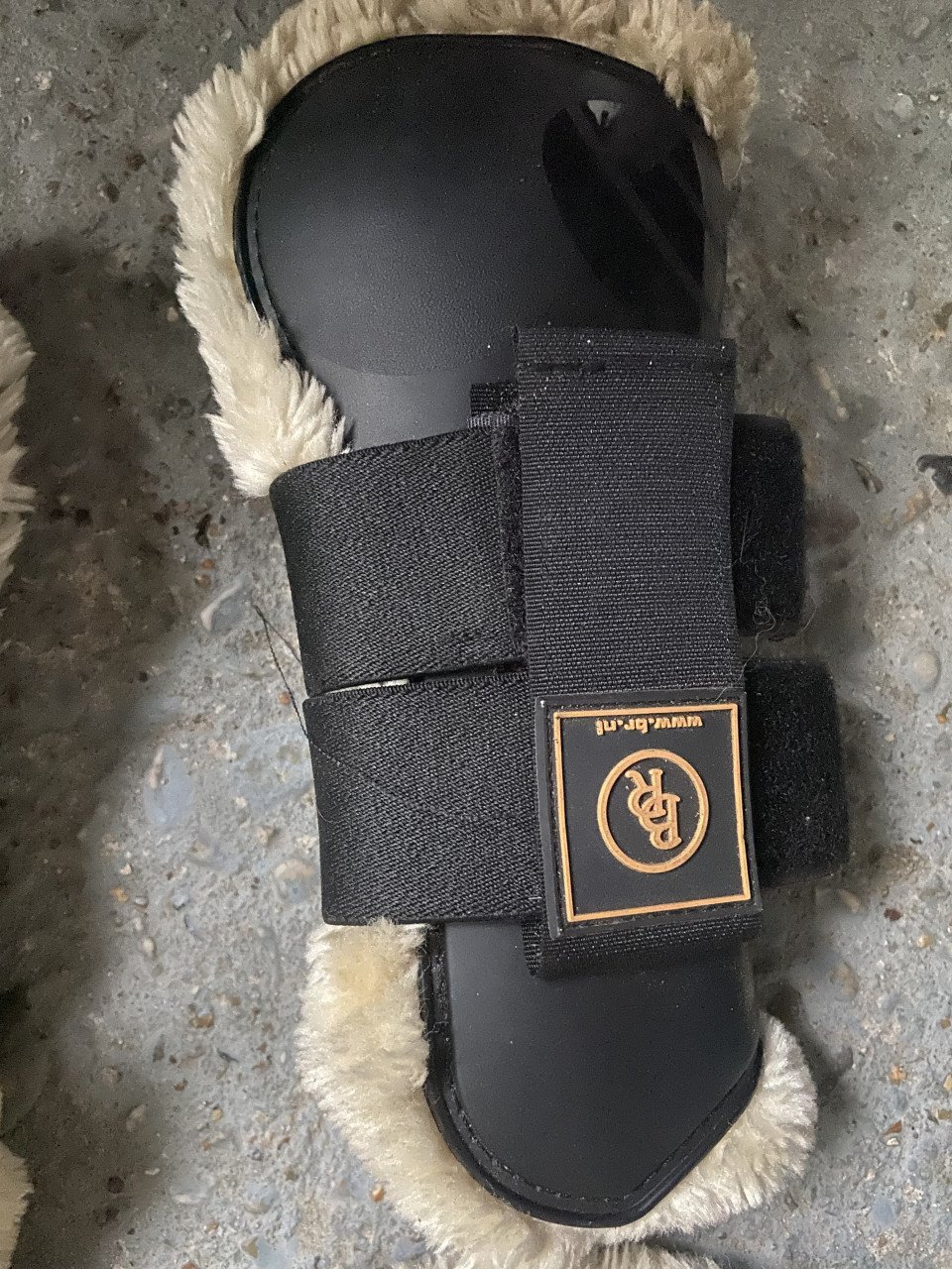 Peeskapjes met bont maat pony