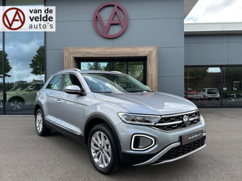 Volkswagen T-roc 1.5 tsi 150pk dsg style | dode hoek | camera | keyless | e