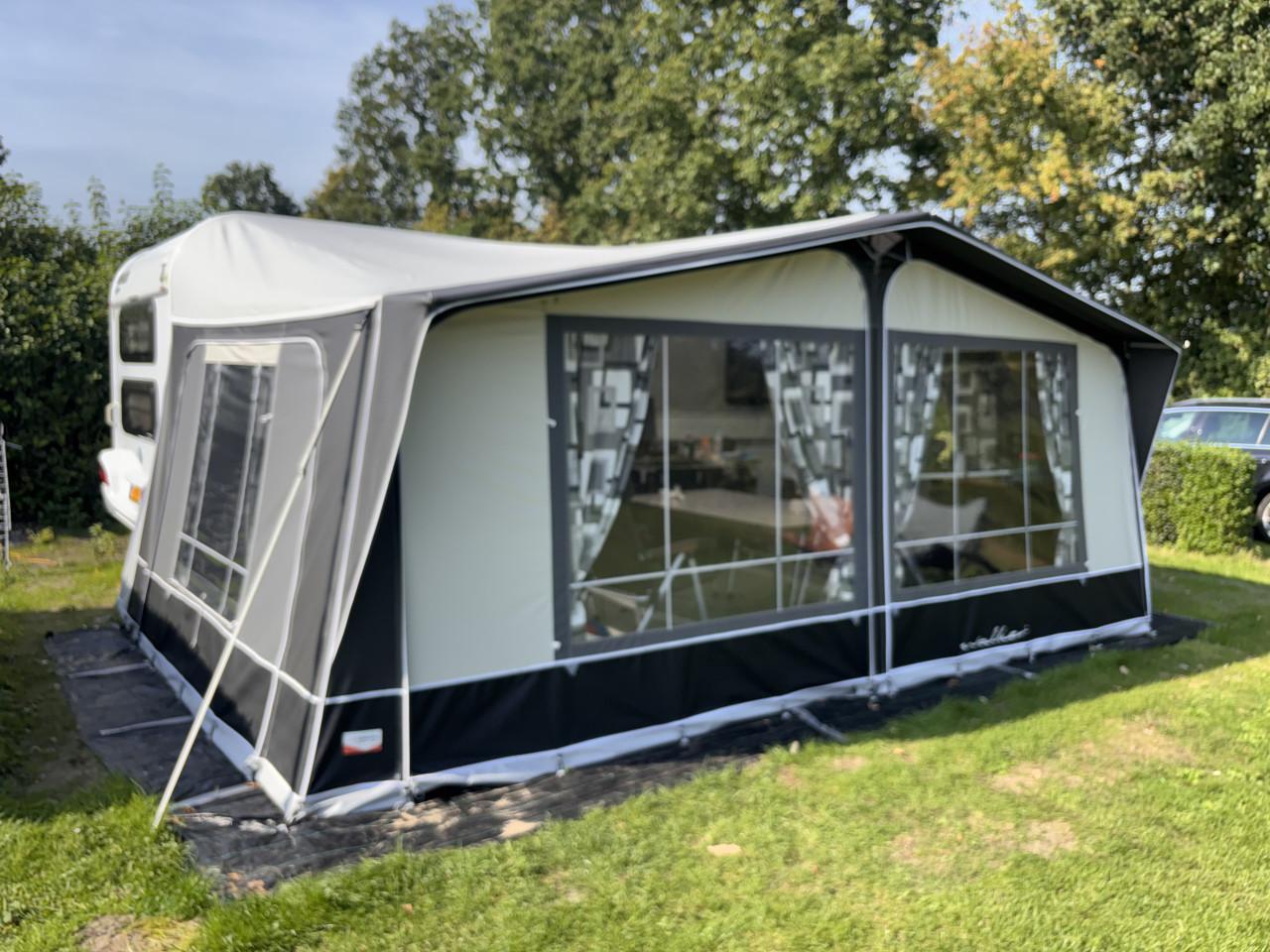 Walker scandic 300  nagelnieuw