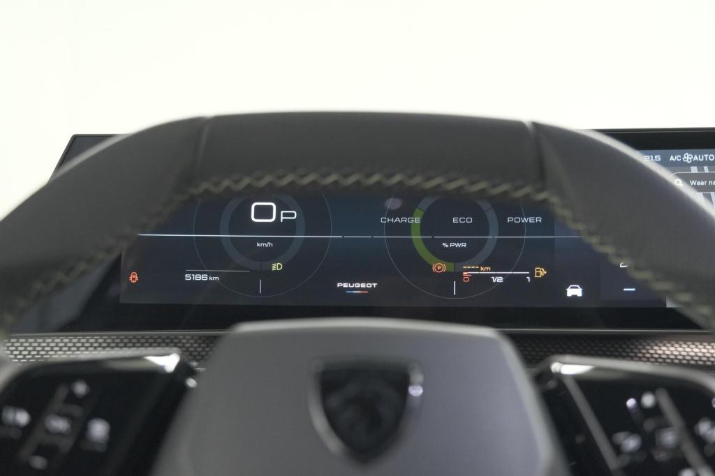Peugeot 3008 1.2 hybrid 136 gt | pack winter | camera | adaptieve cruise co