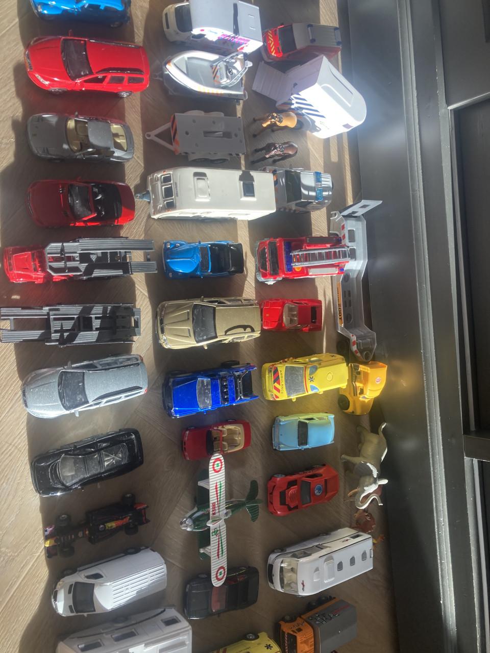 Autotjes flinke hoeveelheid