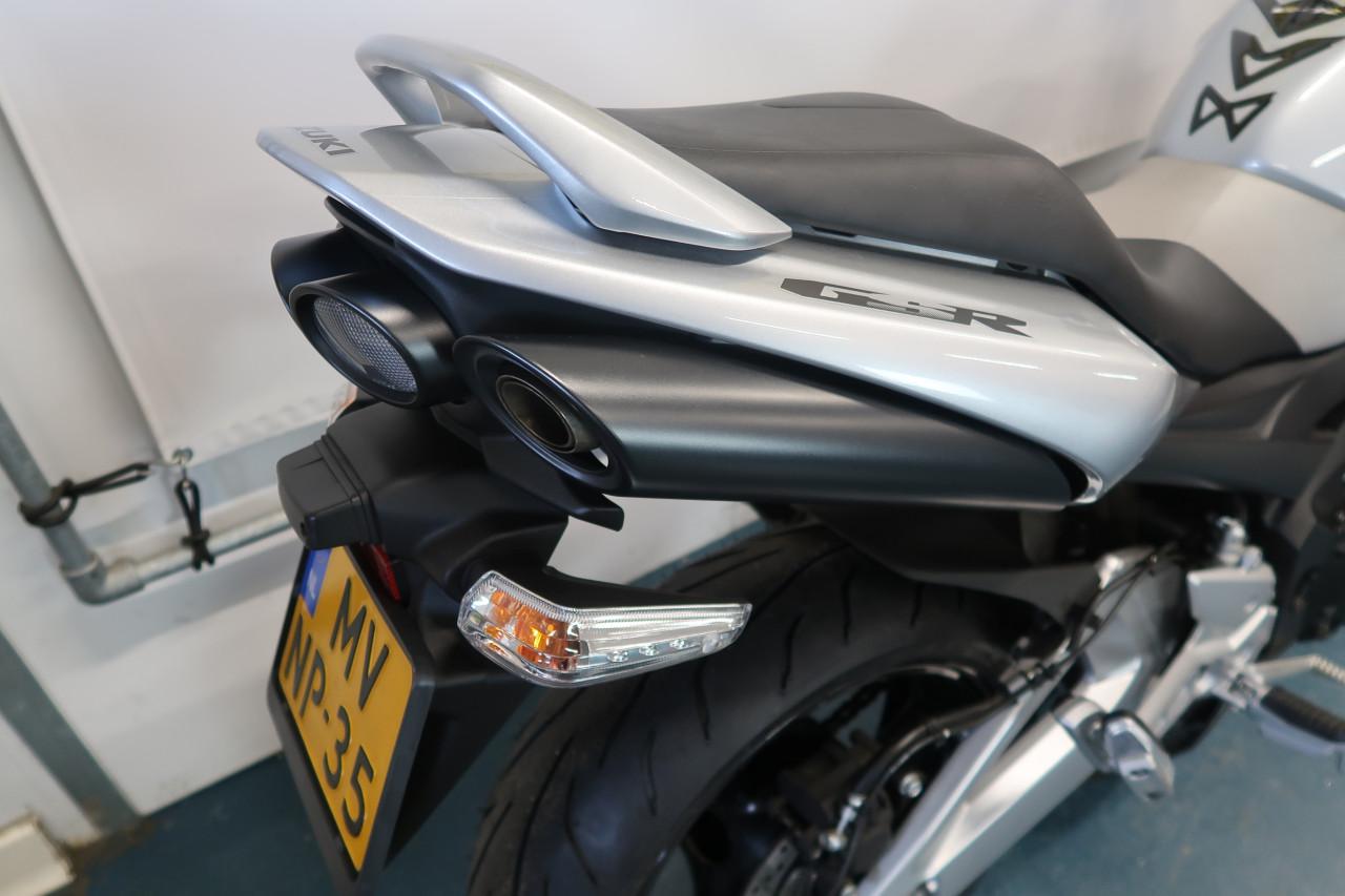 Suzuki GSR600 ABS hele lage km stand