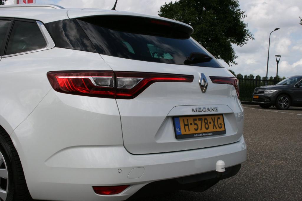 Renault Megane 1.3 tce limited / trekhaak / navi / pdc / keyless
