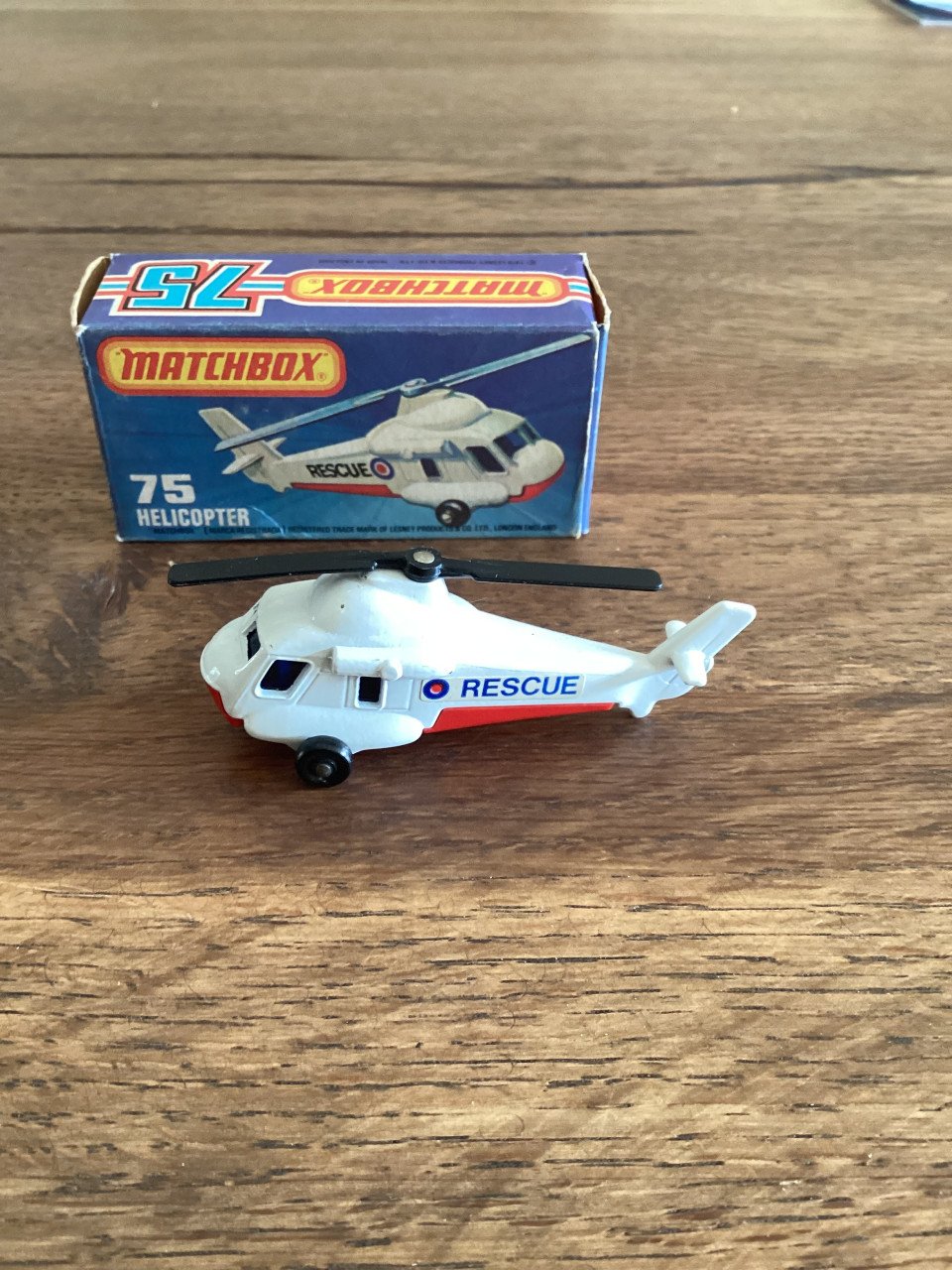 Matchbox 3 stuks met doosje.