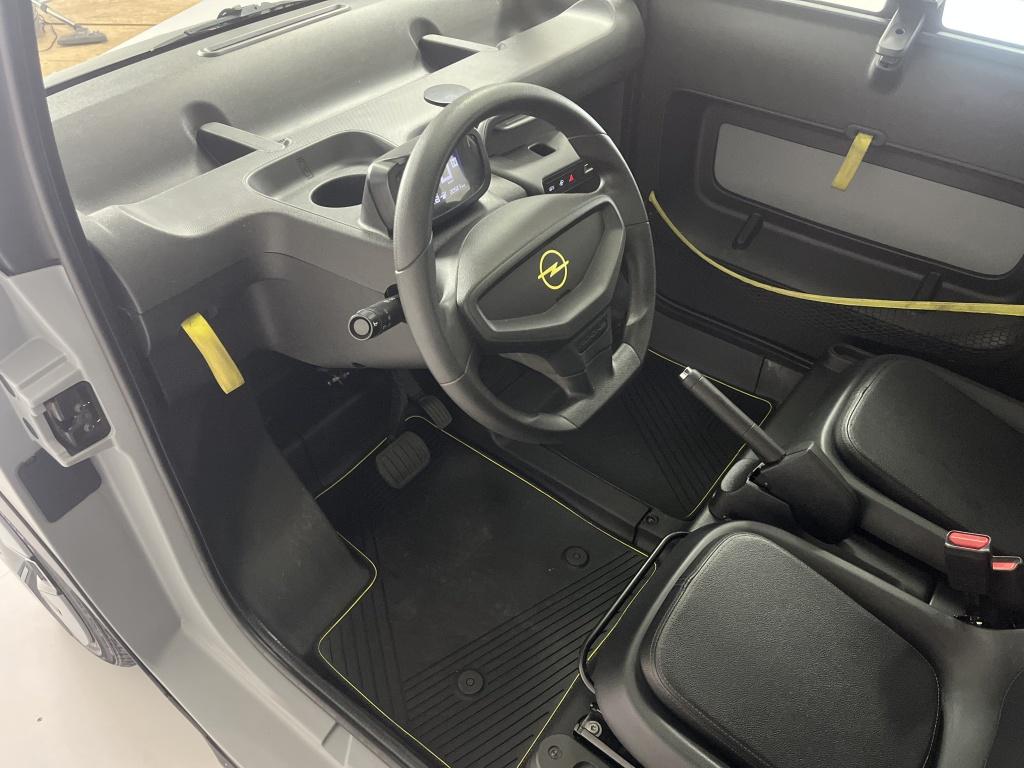 Opel Rocks-e brommobiel kargo