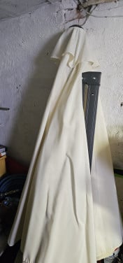 Muurparasol nieuw