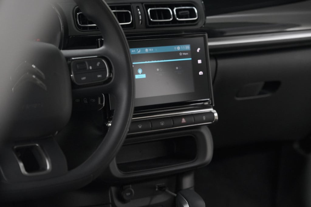 Citroen C3 puretech 110 eat6 shine | apple carplay | parkeersensoren | clim