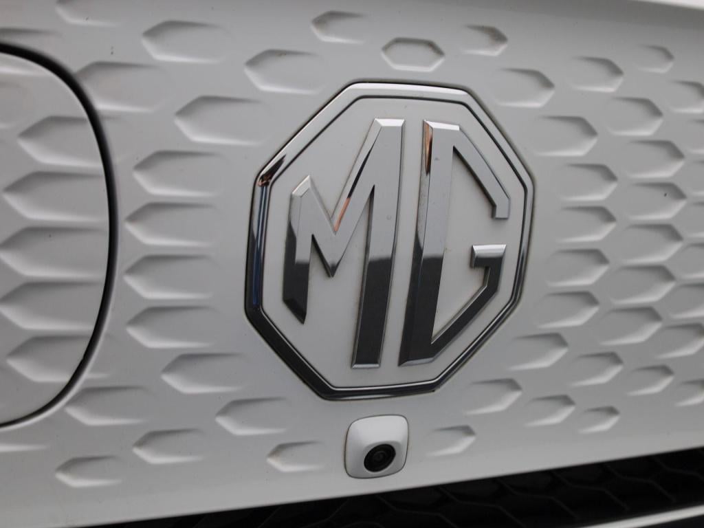 MG Zs Ev long range luxury 70 kwh | automaat | panoramadak | leder | naviga