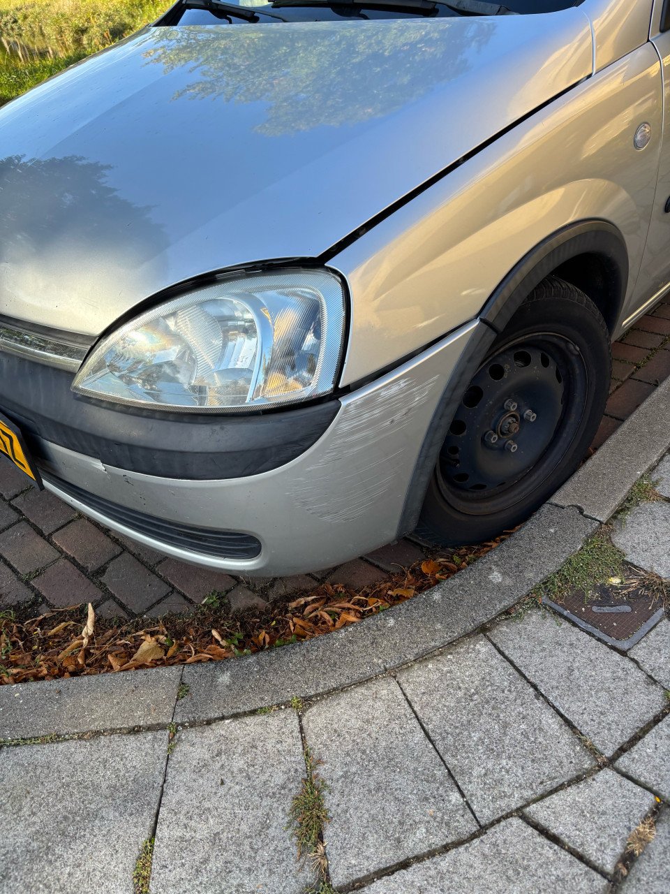 Opel Corsa 1.2 16V 3D 2003 Grijs