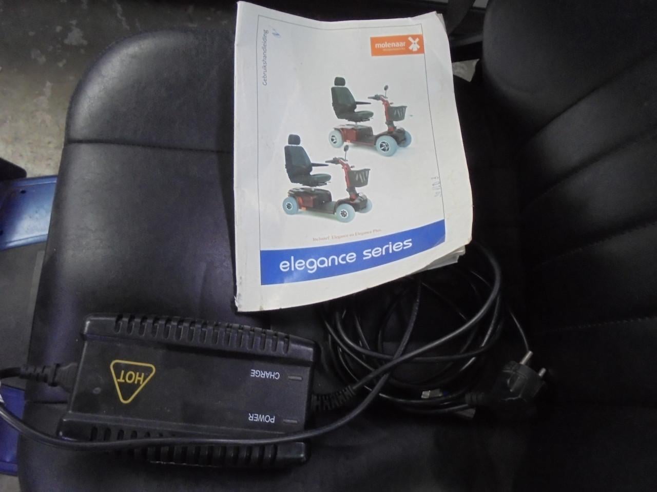 Te Koop een Schootmobiel Élégance  + serie  € 450