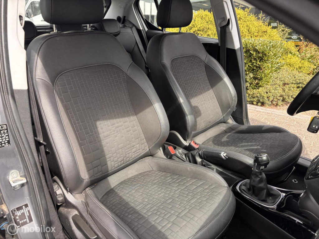 Opel Corsa 1.4 cosmo xenon