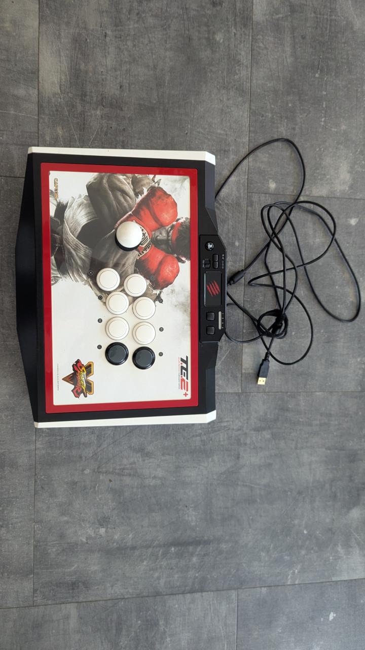 MADCATZ FIGHTSTICK TE2 (TOURNAMENT EDITION) PLAYSTATION WIRED