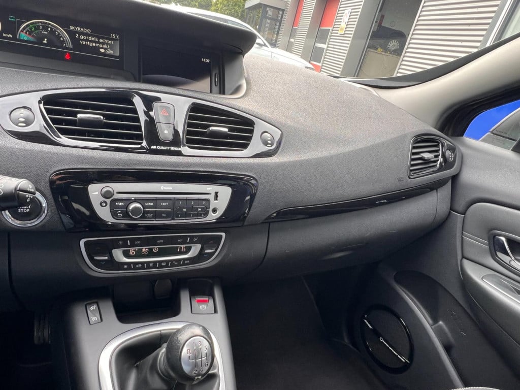 Renault Grand Scenic 1.2 tce bose 7pers. navi, camera, trekhaak enz..