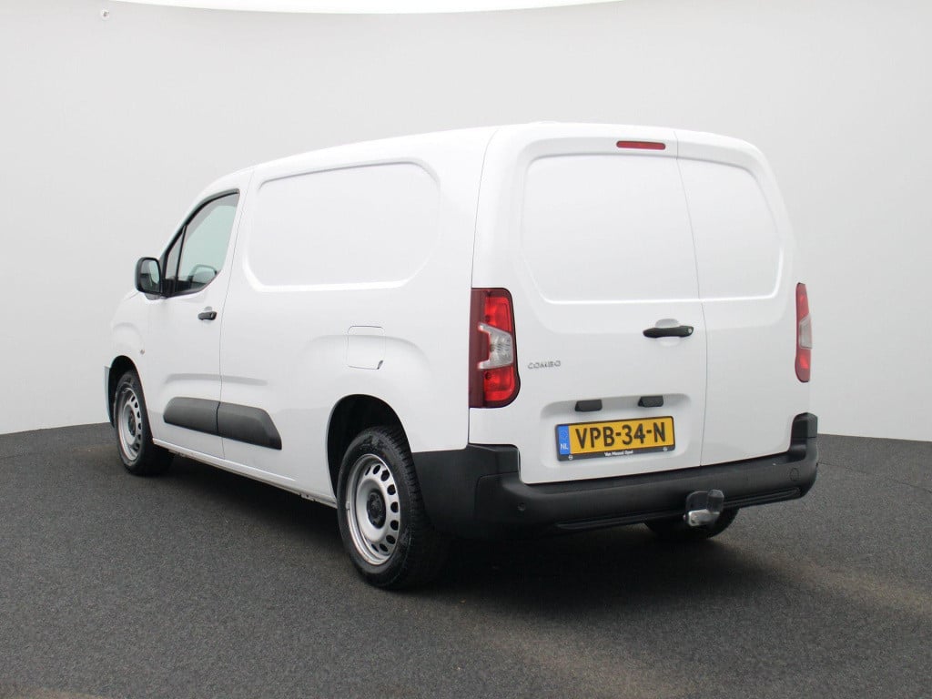 Opel Combo 1.5d l2h1 edition | trekhaak | airco | parkeersensoren | apple c