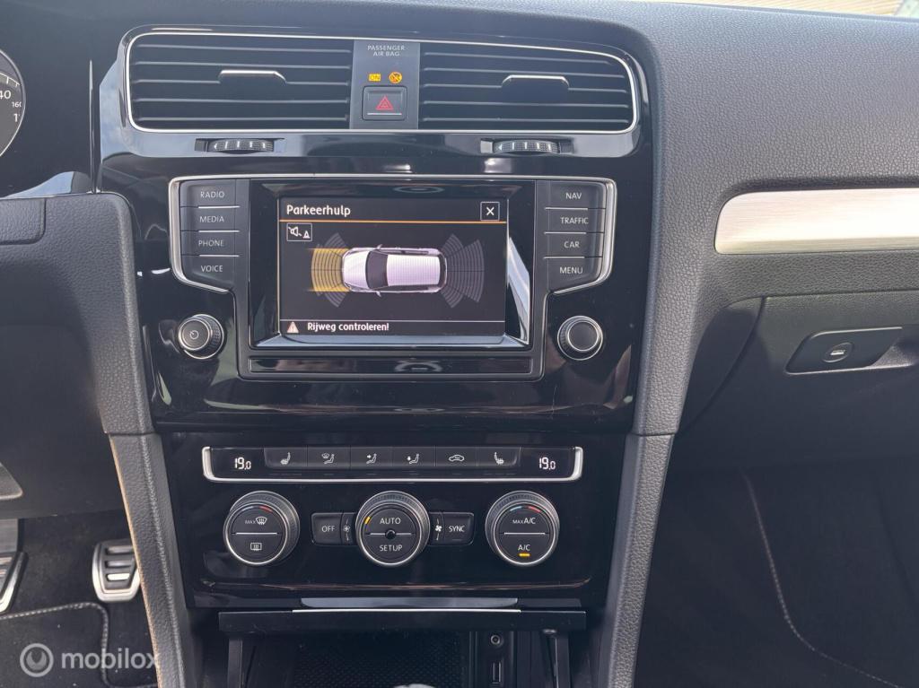 Volkswagen Golf 1.4 tsi cup edition r-line
