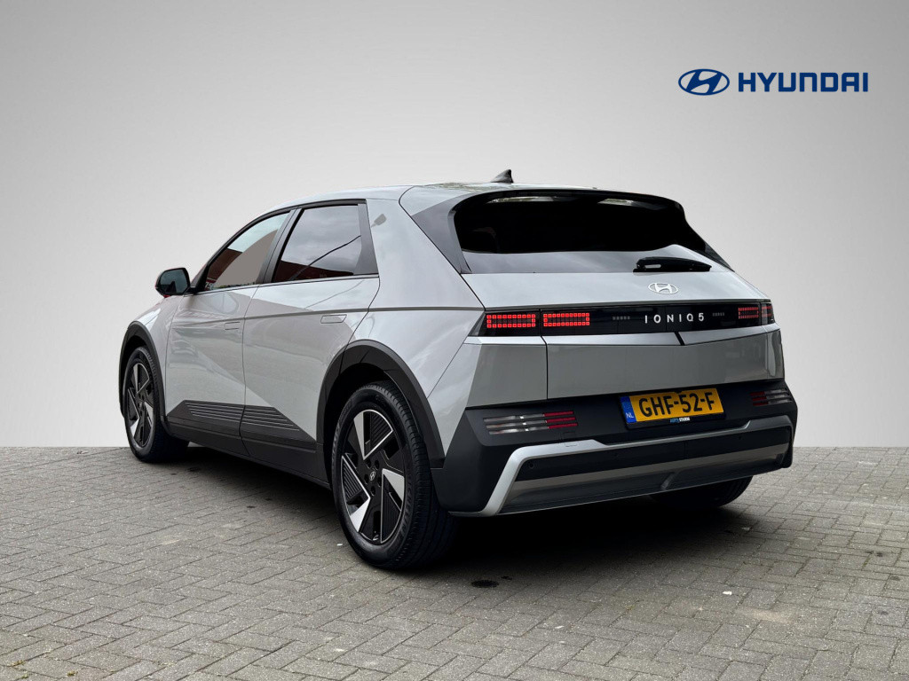 Hyundai Ioniq 5 connect+ 84 kwh nieuw model!