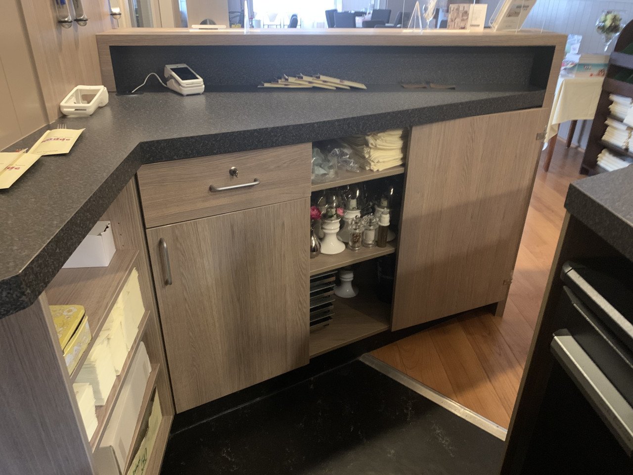 Bar/ buffet/balie