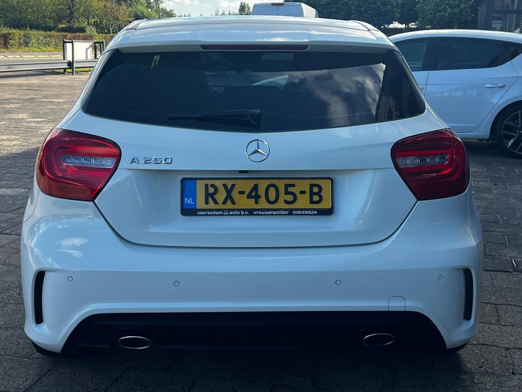 Mercedes-Benz A-Klasse 250 amg prestige, leer, panodak, trekhaak enz...