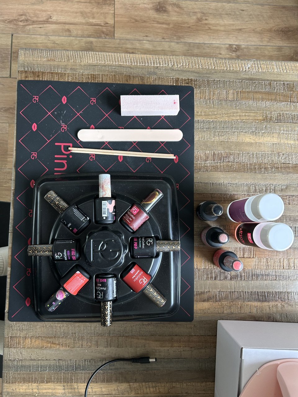 Pink gellac